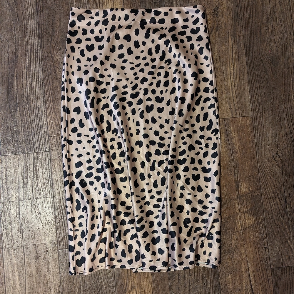 Satin cheetah print skirt